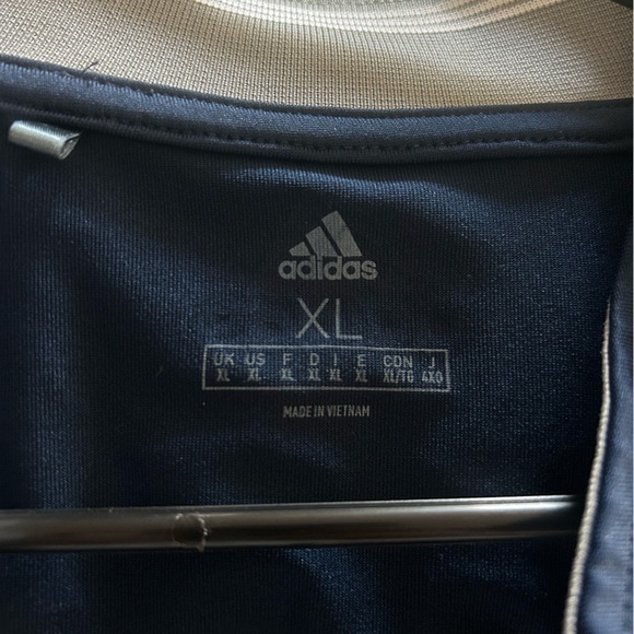 Adidas golf vest - Picture 2 of 2